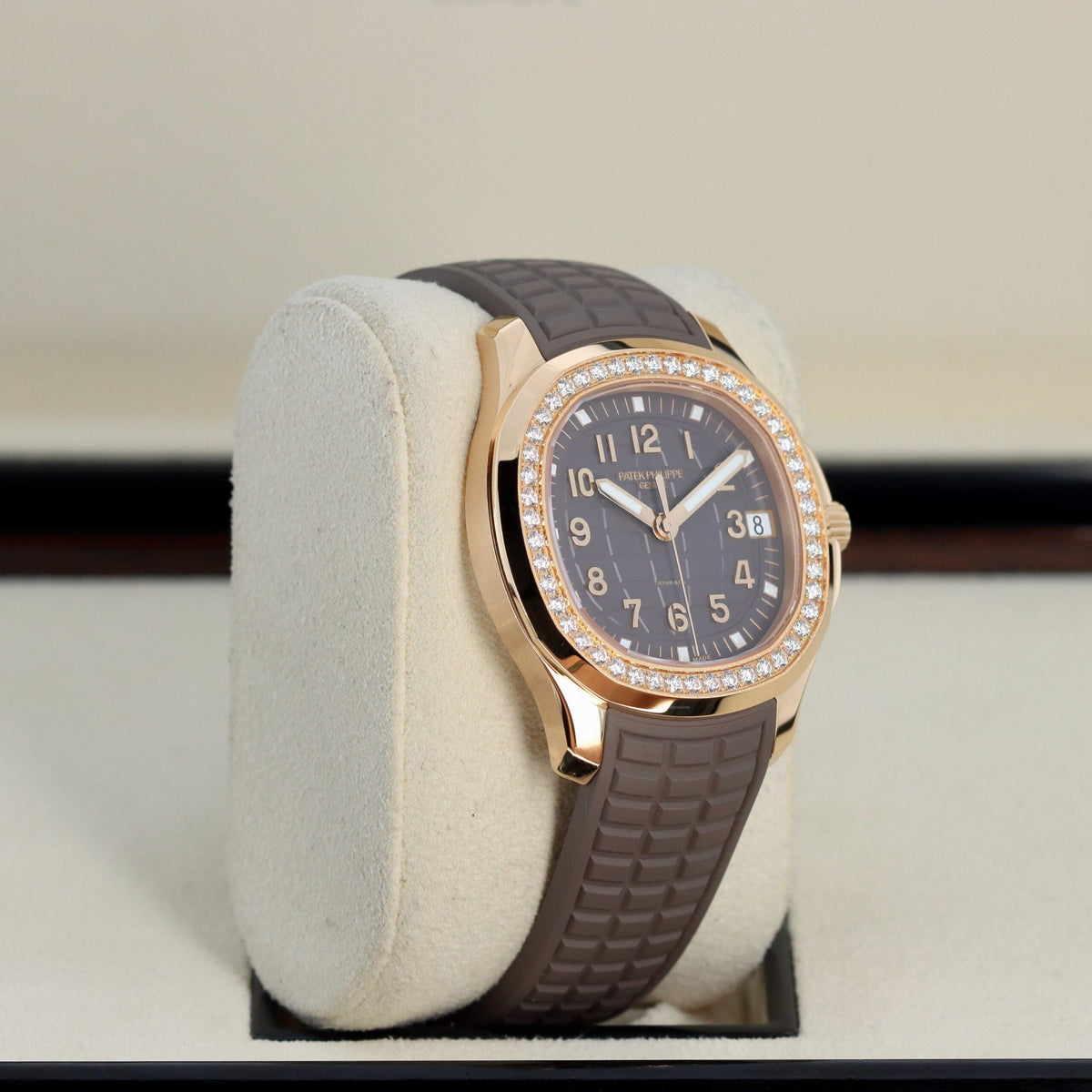 Aquanaut Luce 39mm 5268/200R-010 Rose Gold Taupe Brown Dial Diamond Bezel