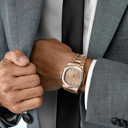 Nautilus 40mm 5723/1R-001 Rose Gold Rose-Gilt Dial Baguette Diamond Bezel