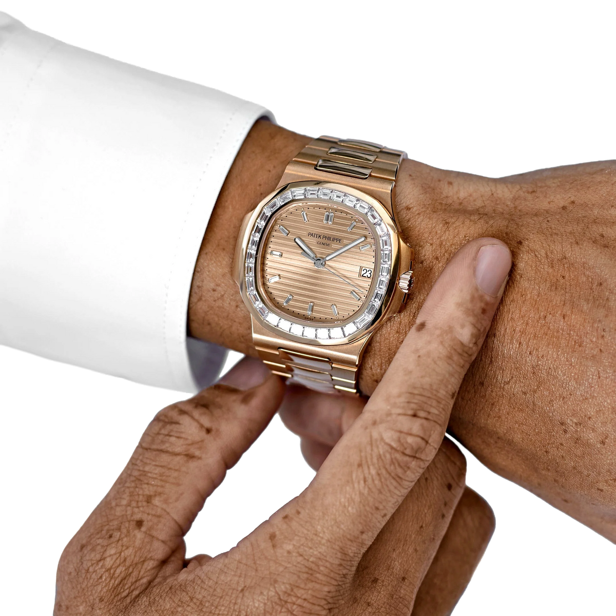 Nautilus 40mm 5723/1R-001 Rose Gold Rose-Gilt Dial Baguette Diamond Bezel